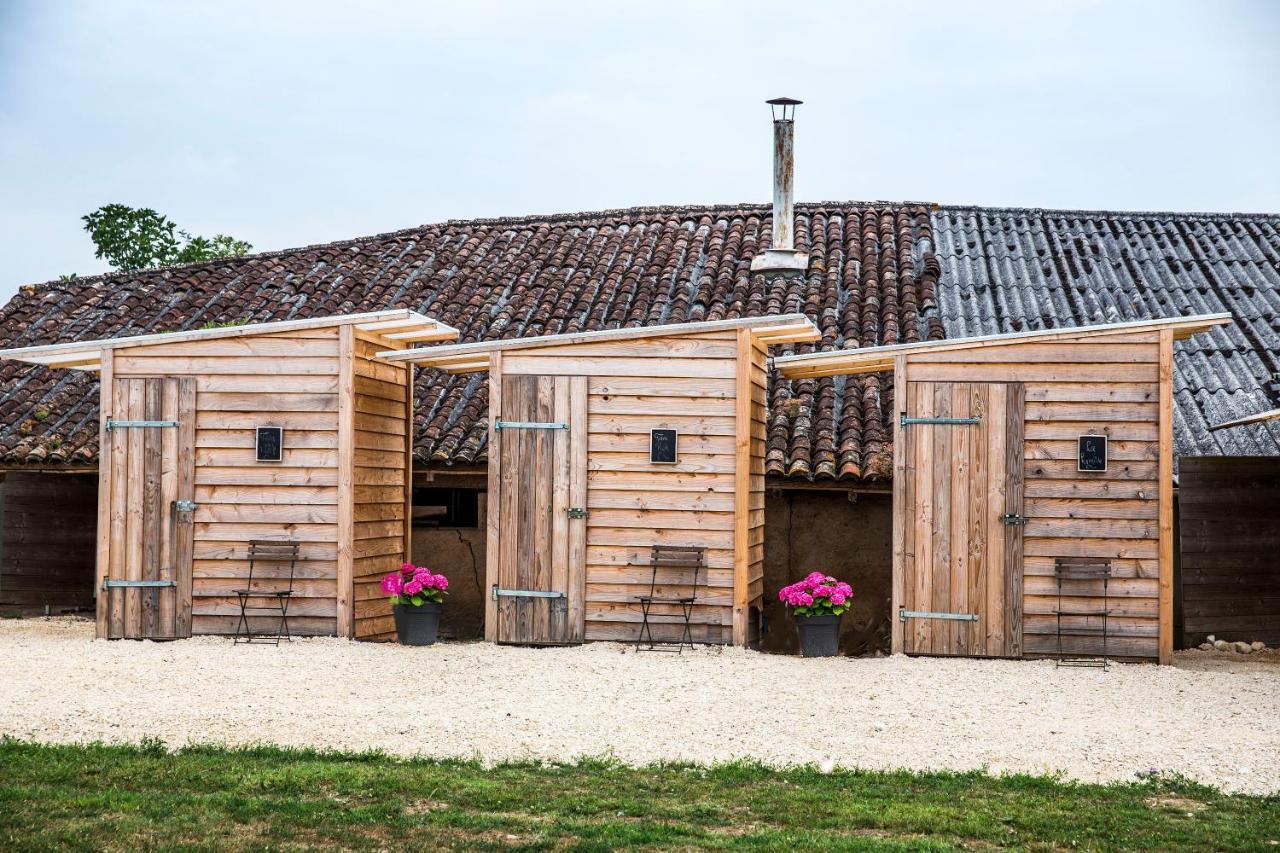 Domaine Ramonjavel, Glamping & Alpaca'S Bed & Breakfast Fongrave Exterior photo